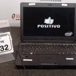 01 NOTEBOOK MARCA POSITIVO SEM FONTE. (NO ESTADO) ATENÇÃO! FAZER A VISITAÇÃO ANTES DE ARREMATAR, NÃO SABEMOS SE FUNCIONA, LEILÃO NÃO TEM GARANTIA E NEM DEVOLUÇÃO, SUJEITO A POSSÍVEIS AVARIAS VISÍVEIS/OCULTAS E/OU AUSÊNCIA DE COMPONENTES.