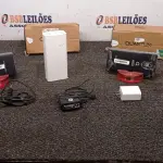 01 POWER BANK E 02 CELULARES. (NO ESTADO) ATENÇÃO! FAZER A VISITAÇÃO ANTES DE ARREMATAR, NÃO SABEMOS SE FUNCIONA, LEILÃO NÃO TEM GARANTIA E NEM DEVOLUÇÃO, SUJEITO A POSSÍVEIS AVARIAS VISÍVEIS/OCULTAS E/OU AUSÊNCIA DE COMPONENTES.