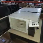 02 MICRO-ONDAS MARCAS PANASONIC E LG. (NO ESTADO) ATENÇÃO! FAZER A VISITAÇÃO ANTES DE ARREMATAR, NÃO SABEMOS SE FUNCIONA, LEILÃO NÃO TEM GARANTIA E NEM DEVOLUÇÃO, SUJEITO A POSSÍVEIS AVARIAS VISÍVEIS/OCULTAS E/OU AUSÊNCIA DE COMPONENTES.