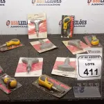 01 LOTE COM VÁRIAS CHAVES DE FENDA COM BITS. (NO ESTADO) ATENÇÃO! FAZER A VISITAÇÃO ANTES DE ARREMATAR, NÃO SABEMOS SE FUNCIONA, LEILÃO NÃO TEM GARANTIA E NEM DEVOLUÇÃO, SUJEITO A POSSÍVEIS AVARIAS VISÍVEIS/OCULTAS E/OU AUSÊNCIA DE COMPONENTES.
