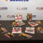 01 LOTE COM VÁRIAS CHAVES DE FENDA COM BITS. (NO ESTADO) ATENÇÃO! FAZER A VISITAÇÃO ANTES DE ARREMATAR, NÃO SABEMOS SE FUNCIONA, LEILÃO NÃO TEM GARANTIA E NEM DEVOLUÇÃO, SUJEITO A POSSÍVEIS AVARIAS VISÍVEIS/OCULTAS E/OU AUSÊNCIA DE COMPONENTES.