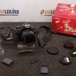 01 CÂMERA DIGITAL MODELO REBEL XTI MARCA CANON. (NO ESTADO) ATENÇÃO! FAZER A VISITAÇÃO ANTES DE ARREMATAR, NÃO SABEMOS SE FUNCIONA, LEILÃO NÃO TEM GARANTIA E NEM DEVOLUÇÃO, SUJEITO A POSSÍVEIS AVARIAS VISÍVEIS/OCULTAS E/OU AUSÊNCIA DE COMPONENTES.