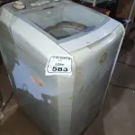 01 MÁQUINA DE LAVAR 220V 11KG MARCA COLORMAQ. (NO ESTADO) ATENÇÃO! FAZER A VISITAÇÃO ANTES DE ARREMATAR, NÃO SABEMOS SE FUNCIONA, LEILÃO NÃO TEM GARANTIA E NEM DEVOLUÇÃO, SUJEITO A POSSÍVEIS AVARIAS VISÍVEIS/OCULTAS E/OU AUSÊNCIA DE COMPONENTES.