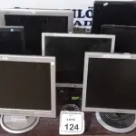 08 MONITORES DE MARCAS E MODELOS DIVERSOS. (NO ESTADO) ATENÇÃO! FAZER A VISITAÇÃO ANTES DE ARREMATAR, NÃO SABEMOS SE FUNCIONA, LEILÃO NÃO TEM GARANTIA E NEM DEVOLUÇÃO, SUJEITO A POSSÍVEIS AVARIAS VISÍVEIS/OCULTAS E/OU AUSÊNCIA DE COMPONENTES.