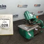 01 MÁQUINA DE COSTURA OVERLOQUE PORTÁTIL INCOMPLETA. (NO ESTADO) ATENÇÃO! FAZER A VISITAÇÃO ANTES DE ARREMATAR, NÃO SABEMOS SE FUNCIONA, LEILÃO NÃO TEM GARANTIA E NEM DEVOLUÇÃO, SUJEITO A POSSÍVEIS AVARIAS VISÍVEIS/OCULTAS E/OU AUSÊNCIA DE COMPONENTES.