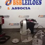 03 CAFETEIRAS DE MARCAS E MODELOS DIVERSOS. (NO ESTADO) ATENÇÃO! FAZER A VISITAÇÃO ANTES DE ARREMATAR, NÃO SABEMOS SE FUNCIONA, LEILÃO NÃO TEM GARANTIA E NEM DEVOLUÇÃO, SUJEITO A POSSÍVEIS AVARIAS VISÍVEIS/OCULTAS E/OU AUSÊNCIA DE COMPONENTES.