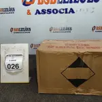 12 LATAS DE REMOVEDORES DE TINTAS E TEXTURAS DE 900ML CADA. (NO ESTADO) ATENÇÃO! FAZER A VISITAÇÃO ANTES DE ARREMATAR, NÃO SABEMOS SE FUNCIONA, LEILÃO NÃO TEM GARANTIA E NEM DEVOLUÇÃO, SUJEITO A POSSÍVEIS AVARIAS VISÍVEIS/OCULTAS E/OU AUSÊNCIA DE COMPONENTES.