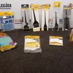 01 LOTE COM UTENSÍLIOS DE HIGIENE E CUIDADOS PESSOAIS DIVERSOS. (NO ESTADO) ATENÇÃO! FAZER A VISITAÇÃO ANTES DE ARREMATAR, NÃO SABEMOS SE FUNCIONA, LEILÃO NÃO TEM GARANTIA E NEM DEVOLUÇÃO, SUJEITO A POSSÍVEIS AVARIAS VISÍVEIS/OCULTAS E/OU AUSÊNCIA DE COMPONENTES.