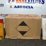 12 LATAS DE REMOVEDORES DE TINTAS E TEXTURAS DE 900ML CADA. (NO ESTADO) ATENÇÃO! FAZER A VISITAÇÃO ANTES DE ARREMATAR, NÃO SABEMOS SE FUNCIONA, LEILÃO NÃO TEM GARANTIA E NEM DEVOLUÇÃO, SUJEITO A POSSÍVEIS AVARIAS VISÍVEIS/OCULTAS E/OU AUSÊNCIA DE COMPONENTES.