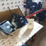 01 CAIXA COM VÁRIOS ROTEADORES DE MARCAS E MODELOS DIVERSOS. (NO ESTADO) ATENÇÃO! FAZER A VISITAÇÃO ANTES DE ARREMATAR, NÃO SABEMOS SE FUNCIONA, LEILÃO NÃO TEM GARANTIA E NEM DEVOLUÇÃO, SUJEITO A POSSÍVEIS AVARIAS VISÍVEIS/OCULTAS E/OU AUSÊNCIA DE COMPONENTES.