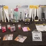 01 LOTE COM UTENSÍLIOS DE HIGIENE E CUIDADOS PESSOAIS DIVERSOS. (NO ESTADO) ATENÇÃO! FAZER A VISITAÇÃO ANTES DE ARREMATAR, NÃO SABEMOS SE FUNCIONA, LEILÃO NÃO TEM GARANTIA E NEM DEVOLUÇÃO, SUJEITO A POSSÍVEIS AVARIAS VISÍVEIS/OCULTAS E/OU AUSÊNCIA DE COMPONENTES.