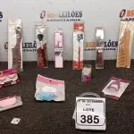 01 LOTE COM UTENSÍLIOS DE HIGIENE E CUIDADOS PESSOAIS DIVERSOS. (NO ESTADO) ATENÇÃO! FAZER A VISITAÇÃO ANTES DE ARREMATAR, NÃO SABEMOS SE FUNCIONA, LEILÃO NÃO TEM GARANTIA E NEM DEVOLUÇÃO, SUJEITO A POSSÍVEIS AVARIAS VISÍVEIS/OCULTAS E/OU AUSÊNCIA DE COMPONENTES.