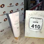 01 CREME LOÇÃO PERFUME DE 236ML MARCA VICTORIA SECRET. (NO ESTADO) ATENÇÃO! FAZER A VISITAÇÃO ANTES DE ARREMATAR, NÃO SABEMOS SE FUNCIONA, LEILÃO NÃO TEM GARANTIA E NEM DEVOLUÇÃO, SUJEITO A POSSÍVEIS AVARIAS VISÍVEIS/OCULTAS E/OU AUSÊNCIA DE COMPONENTES.