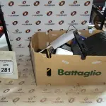01 CAIXA COM LUMINÁRIAS, ROTEADORES, TELEFONES E MATERIAIS DIVERSOS. (NO ESTADO) ATENÇÃO! FAZER A VISITAÇÃO ANTES DE ARREMATAR, NÃO SABEMOS SE FUNCIONA, LEILÃO NÃO TEM GARANTIA E NEM DEVOLUÇÃO, SUJEITO A POSSÍVEIS AVARIAS VISÍVEIS/OCULTAS E/OU AUSÊNCIA DE COMPONENTES.