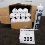 12 CARTUCHOS DE ADESIVO SILICONE ACÉTICA DE 280G CADA NA COR PRETA. (NO ESTADO) ATENÇÃO! FAZER A VISITAÇÃO ANTES DE ARREMATAR, NÃO SABEMOS SE FUNCIONA, LEILÃO NÃO TEM GARANTIA E NEM DEVOLUÇÃO, SUJEITO A POSSÍVEIS AVARIAS VISÍVEIS/OCULTAS E/OU AUSÊNCIA DE COMPONENTES.