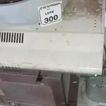 01 COIFA DE PAREDE EM AÇO INOX COM PAINEL DE VIDRO MARCAR SUGGAR, 01 UMIDIFICADOR DE AR, 01 MASSAGEADOR PARA PÉS, 01 BEBEDOR PARA GARRAFÃO E 01 DEPURADOR DE AR. (NO ESTADO) ATENÇÃO! FAZER A VISITAÇÃO ANTES DE ARREMATAR, NÃO SABEMOS SE FUNCIONA, LEILÃO NÃO TEM GARANTIA E NEM DEVOLUÇÃO, SUJEITO A POSSÍVEIS AVARIAS VISÍVEIS/OCULTAS E/OU AUSÊNCIA DE COMPONENTES.