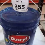 01 BALDE DE TINTA ACRÍLICA STANDARD NA COR MELÃO ROSA FOSCO DE 16L MARCA DUCRYL. (NO ESTADO) ATENÇÃO! FAZER A VISITAÇÃO ANTES DE ARREMATAR, NÃO SABEMOS SE FUNCIONA, LEILÃO NÃO TEM GARANTIA E NEM DEVOLUÇÃO, SUJEITO A POSSÍVEIS AVARIAS VISÍVEIS/OCULTAS E/OU AUSÊNCIA DE COMPONENTES.
