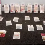 01 LOTE COM UTENSÍLIOS DE HIGIENE E CUIDADOS PESSOAIS DIVERSOS. (NO ESTADO) ATENÇÃO! FAZER A VISITAÇÃO ANTES DE ARREMATAR, NÃO SABEMOS SE FUNCIONA, LEILÃO NÃO TEM GARANTIA E NEM DEVOLUÇÃO, SUJEITO A POSSÍVEIS AVARIAS VISÍVEIS/OCULTAS E/OU AUSÊNCIA DE COMPONENTES.
