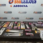 01 LOTE COM UTENSÍLIOS DE HIGIENE E CUIDADOS PESSOAIS DIVERSOS. (NO ESTADO) ATENÇÃO! FAZER A VISITAÇÃO ANTES DE ARREMATAR, NÃO SABEMOS SE FUNCIONA, LEILÃO NÃO TEM GARANTIA E NEM DEVOLUÇÃO, SUJEITO A POSSÍVEIS AVARIAS VISÍVEIS/OCULTAS E/OU AUSÊNCIA DE COMPONENTES.