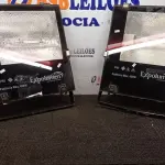 02 REFLETORES 400W MARCA EXPOLUMEN. (NO ESTADO) ATENÇÃO! FAZER A VISITAÇÃO ANTES DE ARREMATAR, NÃO SABEMOS SE FUNCIONA, LEILÃO NÃO TEM GARANTIA E NEM DEVOLUÇÃO, SUJEITO A POSSÍVEIS AVARIAS VISÍVEIS/OCULTAS E/OU AUSÊNCIA DE COMPONENTES.