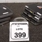06 MINIS COMPUTADORES TERMINAIS WYSE SEM FONTE. (NO ESTADO) ATENÇÃO! FAZER A VISITAÇÃO ANTES DE ARREMATAR, NÃO SABEMOS SE FUNCIONA, LEILÃO NÃO TEM GARANTIA E NEM DEVOLUÇÃO, SUJEITO A POSSÍVEIS AVARIAS VISÍVEIS/OCULTAS E/OU AUSÊNCIA DE COMPONENTES.