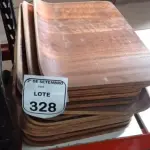 20 PLACAS DE MADEIRA. (NO ESTADO) ATENÇÃO! FAZER A VISITAÇÃO ANTES DE ARREMATAR, NÃO SABEMOS SE FUNCIONA, LEILÃO NÃO TEM GARANTIA E NEM DEVOLUÇÃO, SUJEITO A POSSÍVEIS AVARIAS VISÍVEIS/OCULTAS E/OU AUSÊNCIA DE COMPONENTES.