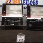 02 REFLETORES 400W MARCA EXPOLUMEN. (NO ESTADO) ATENÇÃO! FAZER A VISITAÇÃO ANTES DE ARREMATAR, NÃO SABEMOS SE FUNCIONA, LEILÃO NÃO TEM GARANTIA E NEM DEVOLUÇÃO, SUJEITO A POSSÍVEIS AVARIAS VISÍVEIS/OCULTAS E/OU AUSÊNCIA DE COMPONENTES.