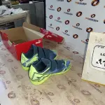 01 CHUTEIRA PUMA INFANTIL FUTURE VERDE VELCRO TAM 30. (NO ESTADO) ATENÇÃO! FAZER A VISITAÇÃO ANTES DE ARREMATAR, NÃO SABEMOS SE FUNCIONA, LEILÃO NÃO TEM GARANTIA E NEM DEVOLUÇÃO, SUJEITO A POSSÍVEIS AVARIAS VISÍVEIS/OCULTAS E/OU AUSÊNCIA DE COMPONENTES.