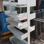 01 ESTANTE DE FERRO. (NO ESTADO) ATENÇÃO! FAZER A VISITAÇÃO ANTES DE ARREMATAR, NÃO SABEMOS SE FUNCIONA, LEILÃO NÃO TEM GARANTIA E NEM DEVOLUÇÃO, SUJEITO A POSSÍVEIS AVARIAS VISÍVEIS/OCULTAS E/OU AUSÊNCIA DE COMPONENTES.