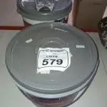 01 BALDE DE TINTA PVA NA COR BRANCA DE 14L MARCA MISTERLAR. (NO ESTADO) ATENÇÃO! FAZER A VISITAÇÃO ANTES DE ARREMATAR, NÃO SABEMOS SE FUNCIONA, LEILÃO NÃO TEM GARANTIA E NEM DEVOLUÇÃO, SUJEITO A POSSÍVEIS AVARIAS VISÍVEIS/OCULTAS E/OU AUSÊNCIA DE COMPONENTES.