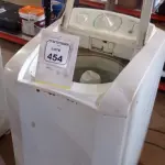 01 MÁQUINA DE LAVAR 9KG 220V MARCA ELECTROLUX. (NO ESTADO) ATENÇÃO! FAZER A VISITAÇÃO ANTES DE ARREMATAR, NÃO SABEMOS SE FUNCIONA, LEILÃO NÃO TEM GARANTIA E NEM DEVOLUÇÃO, SUJEITO A POSSÍVEIS AVARIAS VISÍVEIS/OCULTAS E/OU AUSÊNCIA DE COMPONENTES.