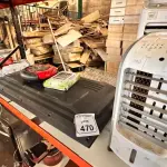 01 ASPIRADOR ROBÔ, 01 CALCULADORA E 02 TVS PARA RETIRA DE PEÇAS. (NO ESTADO) ATENÇÃO! FAZER A VISITAÇÃO ANTES DE ARREMATAR, NÃO SABEMOS SE FUNCIONA, LEILÃO NÃO TEM GARANTIA E NEM DEVOLUÇÃO, SUJEITO A POSSÍVEIS AVARIAS VISÍVEIS/OCULTAS E/OU AUSÊNCIA DE COMPONENTES.