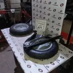 02 RODAS DE CARRINHO DE MÃO. (NO ESTADO) ATENÇÃO! FAZER A VISITAÇÃO ANTES DE ARREMATAR, NÃO SABEMOS SE FUNCIONA, LEILÃO NÃO TEM GARANTIA E NEM DEVOLUÇÃO, SUJEITO A POSSÍVEIS AVARIAS VISÍVEIS/OCULTAS E/OU AUSÊNCIA DE COMPONENTES.