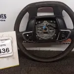 01 VOLANTE CITRÖEN C4 LOUNGE. (NO ESTADO) ATENÇÃO! FAZER A VISITAÇÃO ANTES DE ARREMATAR, NÃO SABEMOS SE FUNCIONA, LEILÃO NÃO TEM GARANTIA E NEM DEVOLUÇÃO, SUJEITO A POSSÍVEIS AVARIAS VISÍVEIS/OCULTAS E/OU AUSÊNCIA DE COMPONENTES.