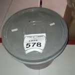 01 BALDE DE TINTA PVA NA COR AREIA DE 14L MARCA MISTERLAR. (NO ESTADO) ATENÇÃO! FAZER A VISITAÇÃO ANTES DE ARREMATAR, NÃO SABEMOS SE FUNCIONA, LEILÃO NÃO TEM GARANTIA E NEM DEVOLUÇÃO, SUJEITO A POSSÍVEIS AVARIAS VISÍVEIS/OCULTAS E/OU AUSÊNCIA DE COMPONENTES.