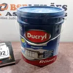 01 BALDE DE TINTA ACRÍLICA NA COR CÉU VERÃO FOSCO DE 18L MARCA DUCRYL. (NO ESTADO) ATENÇÃO! FAZER A VISITAÇÃO ANTES DE ARREMATAR, NÃO SABEMOS SE FUNCIONA, LEILÃO NÃO TEM GARANTIA E NEM DEVOLUÇÃO, SUJEITO A POSSÍVEIS AVARIAS VISÍVEIS/OCULTAS E/OU AUSÊNCIA DE COMPONENTES.