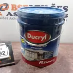 01 BALDE DE TINTA ACRÍLICA NA COR CÉU VERÃO FOSCO DE 18L MARCA DUCRYL. (NO ESTADO) ATENÇÃO! FAZER A VISITAÇÃO ANTES DE ARREMATAR, NÃO SABEMOS SE FUNCIONA, LEILÃO NÃO TEM GARANTIA E NEM DEVOLUÇÃO, SUJEITO A POSSÍVEIS AVARIAS VISÍVEIS/OCULTAS E/OU AUSÊNCIA DE COMPONENTES.