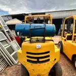 01 EMPILHADEIRA HYSTER H -50 PARA 2500 KG. NÃO ACOMPANHA O BOTIJÃO. (NO ESTADO) ATENÇÃO! FAZER A VISITAÇÃO ANTES DE ARREMATAR, NÃO SABEMOS SE FUNCIONA, LEILÃO NÃO TEM GARANTIA E NEM DEVOLUÇÃO, SUJEITO A POSSÍVEIS AVARIAS VISÍVEIS/OCULTAS E/OU AUSÊNCIA DE COMPONENTES.