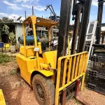 01 EMPILHADEIRA HYSTER H -50 PARA 2500 KG. NÃO ACOMPANHA O BOTIJÃO. (NO ESTADO) ATENÇÃO! FAZER A VISITAÇÃO ANTES DE ARREMATAR, NÃO SABEMOS SE FUNCIONA, LEILÃO NÃO TEM GARANTIA E NEM DEVOLUÇÃO, SUJEITO A POSSÍVEIS AVARIAS VISÍVEIS/OCULTAS E/OU AUSÊNCIA DE COMPONENTES.