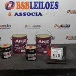 01 LATA DE EPÓXI PDA BRANCO BASE SOLVENTE 2,7L MARCA ANJO TINTAS E 01 LATA DE CATALISADOR ALTA PERFORMACE 900ML MARCA ANJO TINTAS. (NO ESTADO) ATENÇÃO! FAZER A VISITAÇÃO ANTES DE ARREMATAR, NÃO SABEMOS SE FUNCIONA, LEILÃO NÃO TEM GARANTIA E NEM DEVOLUÇÃO, SUJEITO A POSSÍVEIS AVARIAS VISÍVEIS/OCULTAS E/OU AUSÊNCIA DE COMPONENTES.