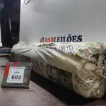 01 ROLO DE LONA PLÁSTICA DUPLA FACE PRETO E BRANCO 8X50-40KG. (NO ESTADO) ATENÇÃO! FAZER A VISITAÇÃO ANTES DE ARREMATAR, NÃO SABEMOS SE FUNCIONA, LEILÃO NÃO TEM GARANTIA E NEM DEVOLUÇÃO, SUJEITO A POSSÍVEIS AVARIAS VISÍVEIS/OCULTAS E/OU AUSÊNCIA DE COMPONENTES.