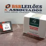01 CAIXA COM 24 SILICONES ACÉTICO INCOLOR DE 240G CADA MARCA MONUMENTAL. (NO ESTADO) ATENÇÃO! FAZER A VISITAÇÃO ANTES DE ARREMATAR, NÃO SABEMOS SE FUNCIONA, LEILÃO NÃO TEM GARANTIA E NEM DEVOLUÇÃO, SUJEITO A POSSÍVEIS AVARIAS VISÍVEIS/OCULTAS E/OU AUSÊNCIA DE COMPONENTES.