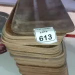 40 PLACAS DE MADEIRA. (NO ESTADO) ATENÇÃO! FAZER A VISITAÇÃO ANTES DE ARREMATAR, NÃO SABEMOS SE FUNCIONA, LEILÃO NÃO TEM GARANTIA E NEM DEVOLUÇÃO, SUJEITO A POSSÍVEIS AVARIAS VISÍVEIS/OCULTAS E/OU AUSÊNCIA DE COMPONENTES.