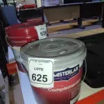 01 BALDE DE TINTA PVA NA COR BRANCA DE 14L MARCA MISTERLAR. (NO ESTADO) ATENÇÃO! FAZER A VISITAÇÃO ANTES DE ARREMATAR, NÃO SABEMOS SE FUNCIONA, LEILÃO NÃO TEM GARANTIA E NEM DEVOLUÇÃO, SUJEITO A POSSÍVEIS AVARIAS VISÍVEIS/OCULTAS E/OU AUSÊNCIA DE COMPONENTES.