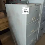 01 ARQUIVO DE AÇO COM 04 GAVETAS. (NO ESTADO) ATENÇÃO! FAZER A VISITAÇÃO ANTES DE ARREMATAR, NÃO SABEMOS SE FUNCIONA, LEILÃO NÃO TEM GARANTIA E NEM DEVOLUÇÃO, SUJEITO A POSSÍVEIS AVARIAS VISÍVEIS/OCULTAS E/OU AUSÊNCIA DE COMPONENTES.