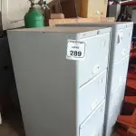 01 ARQUIVO DE AÇO COM 04 GAVETAS. (NO ESTADO) ATENÇÃO! FAZER A VISITAÇÃO ANTES DE ARREMATAR, NÃO SABEMOS SE FUNCIONA, LEILÃO NÃO TEM GARANTIA E NEM DEVOLUÇÃO, SUJEITO A POSSÍVEIS AVARIAS VISÍVEIS/OCULTAS E/OU AUSÊNCIA DE COMPONENTES.