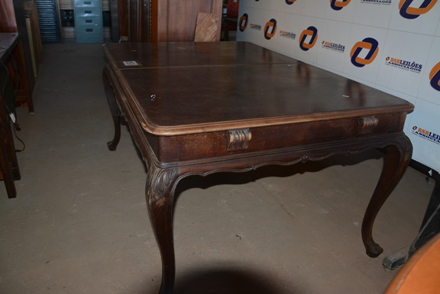 LEILÃO DE ANTIQUÁRIOS
