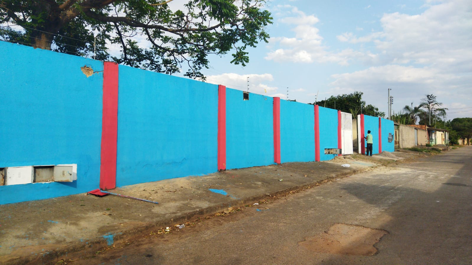 LEILÃO DE CASAS SEMI-ACABADAS CONDOMÍNIO NO JARDIM INGÁ - GO